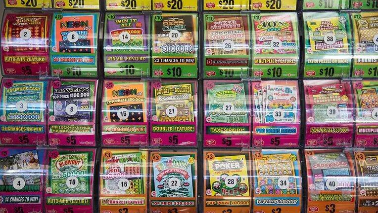 How The El Gordo Differs From Traditional Lotteries